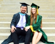 La différence entre un collège et une université